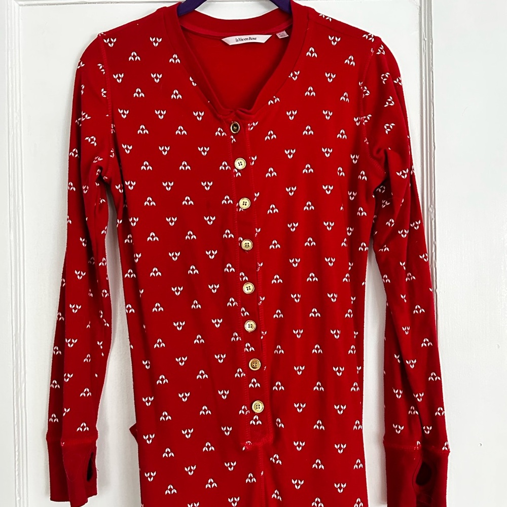 La Vie En Rose Red Button-Up 🎄 Holiday Themed Onesie